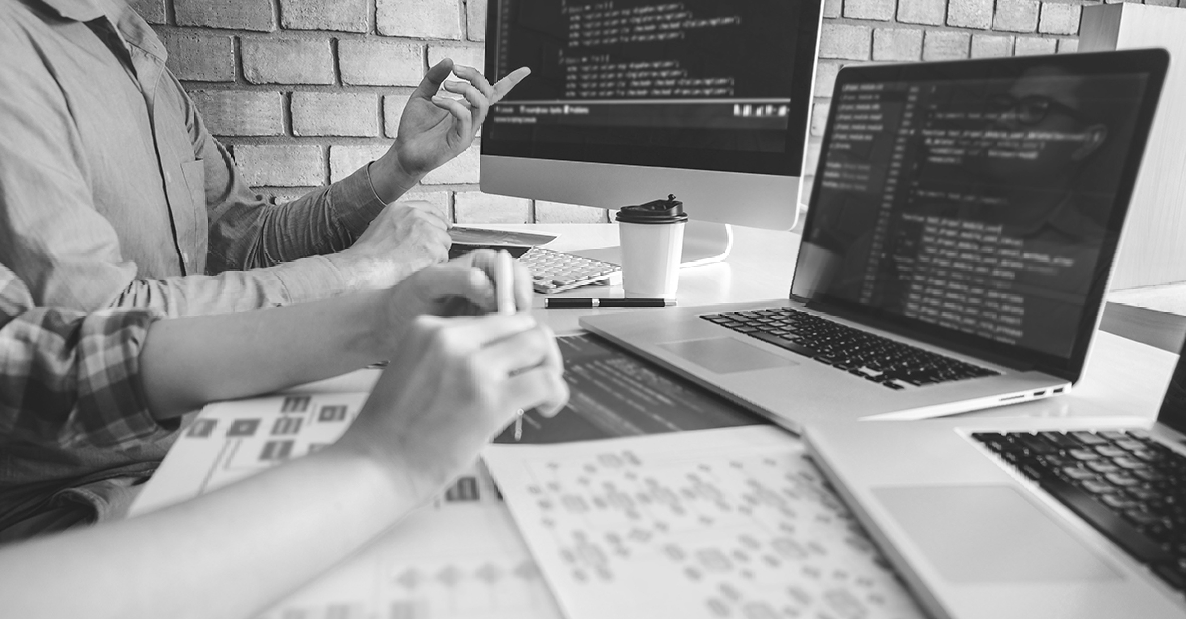 Pros and Cons of Custom Software